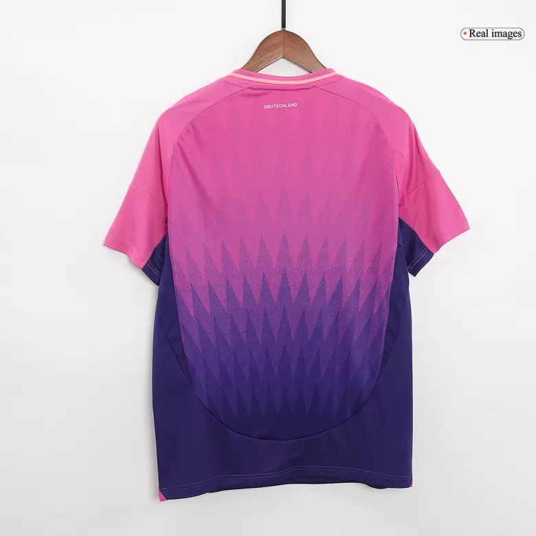 2C288233-9D1F-0913-2B94-BB917CA3B22E-1.webp
