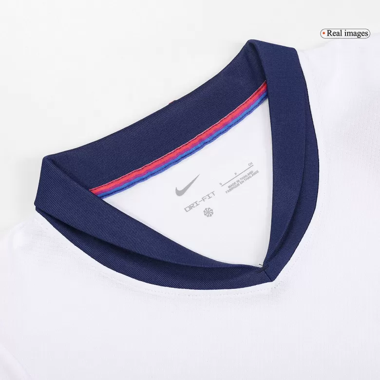 79084D7D-70A7-214A-FF60-6C22DF73DC2D-1.webp