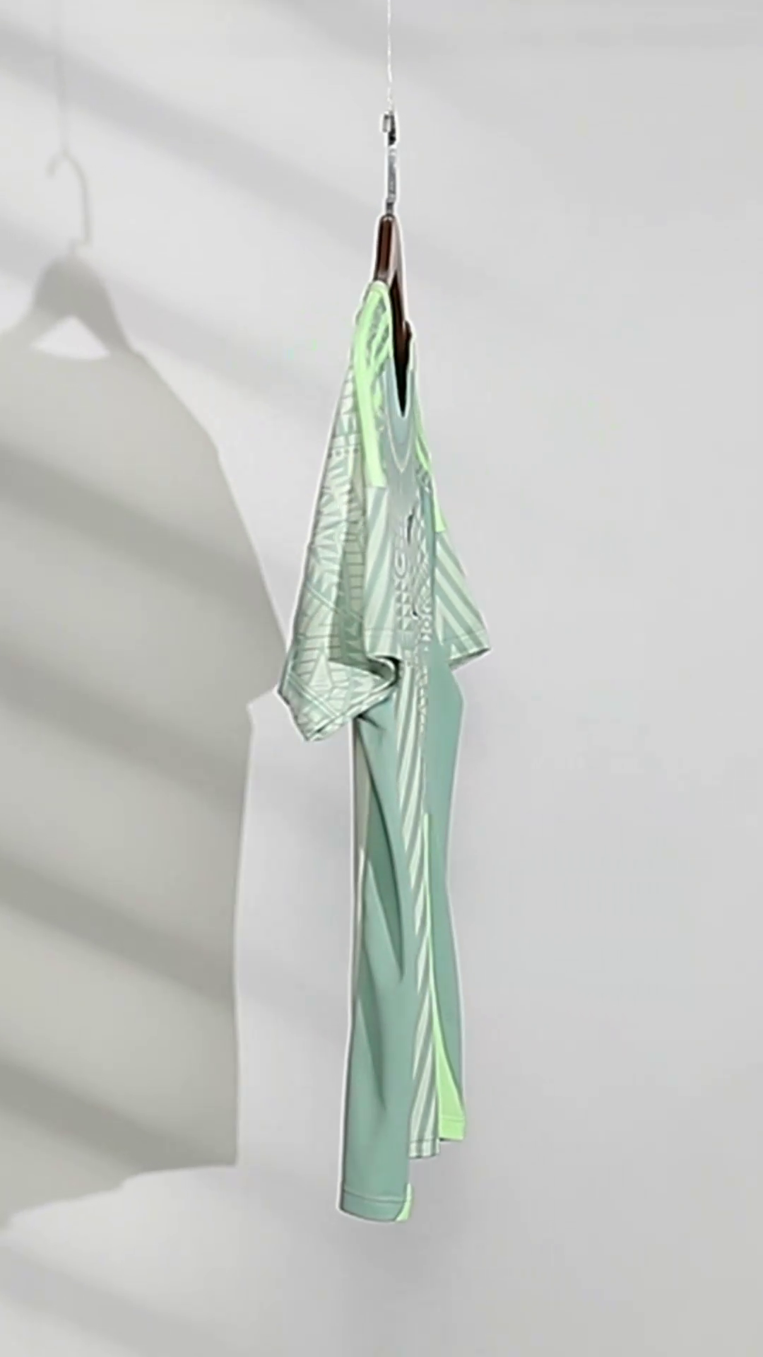 E67D9572-8CC0-A902-3306-F8A7C4071238-2.png